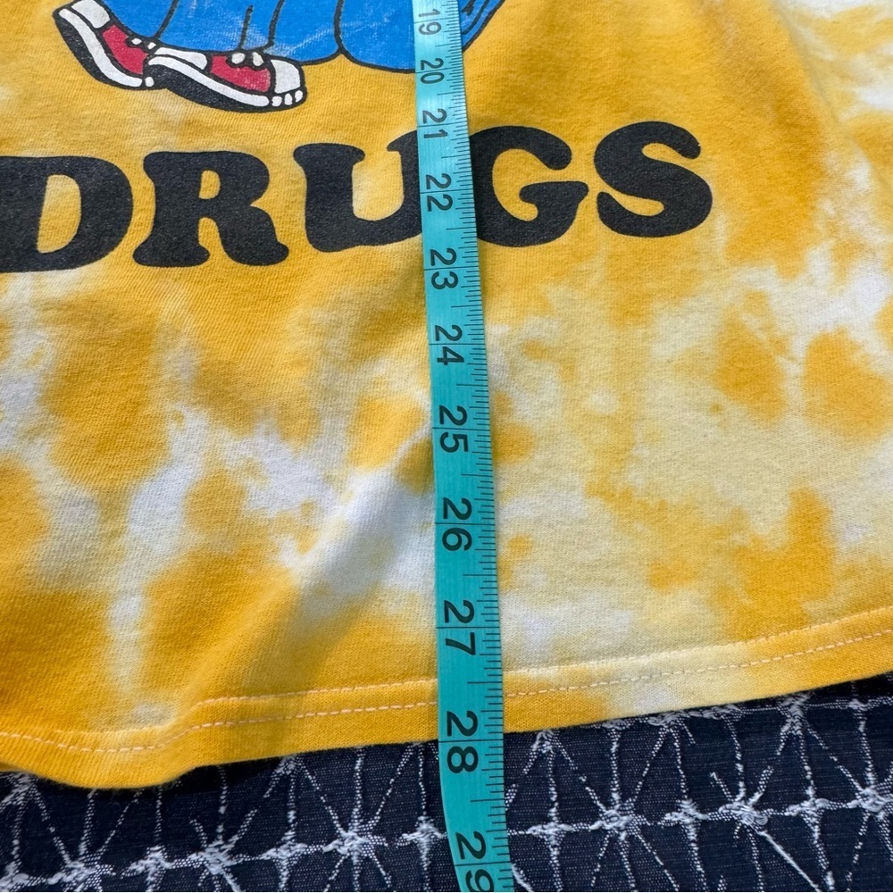 Arthur Hugs Not Drugs Size Large Vintage Retro tee - Picture 7 of 7